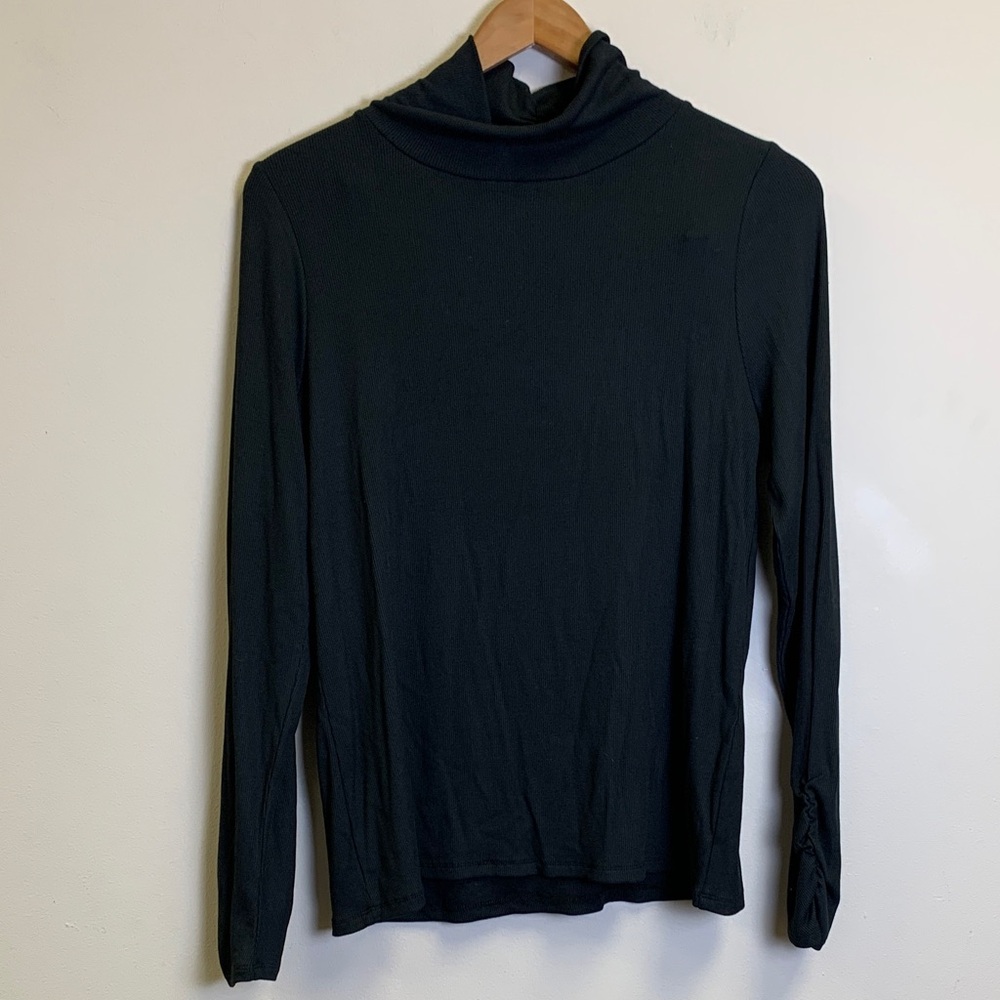 41 Hawthorn Classic Black Long Sleeve Top
